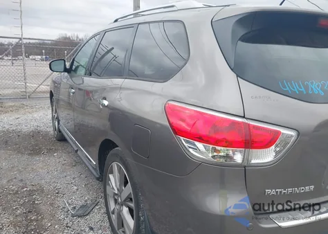 2014 Nissan Pathfinder Platinum z USA, uszkodzony, nr VIN 5N1AR2MM0EC691650
